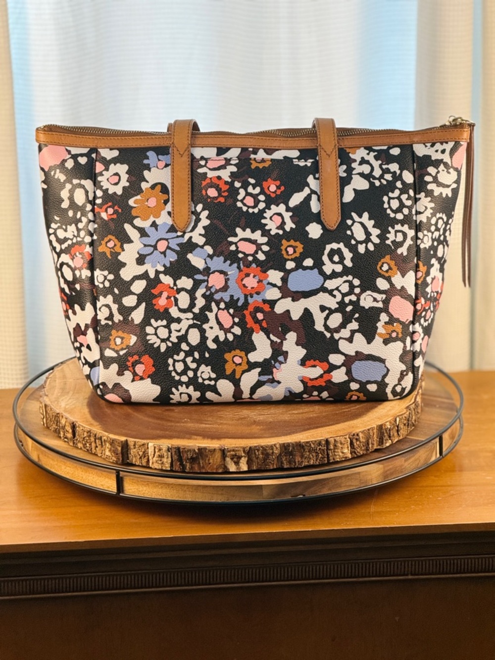 Fossil Sydney Tote Shoulder Bag Black Multi Floral Coated Canvas EUC